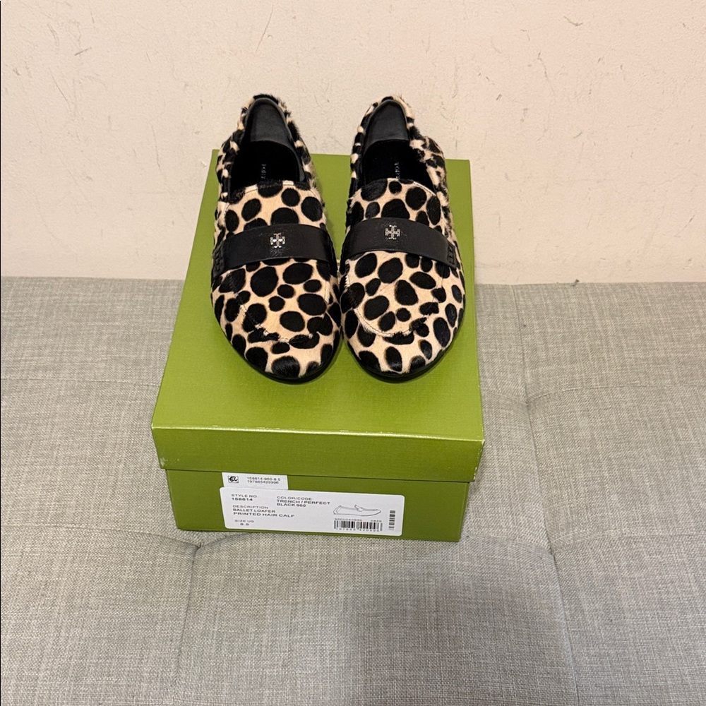 Tory Burch Black and Tan Patterned Loafers